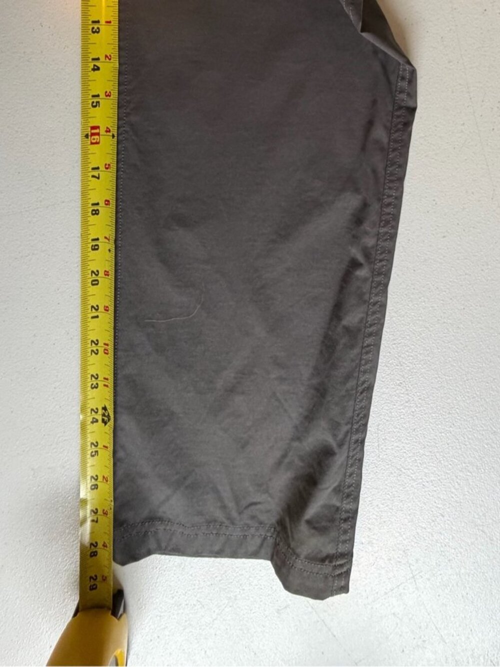 Eddie Bauer First Ascent Guide Pro Pants Womens size 8 Short Petite Gray Hiking - Picture 14 of 14